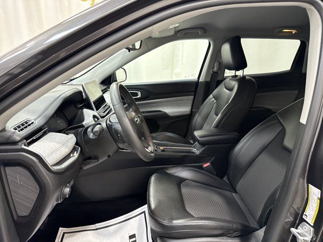 Used 2022 Jeep Compass Latitude AWD/4WD image 12