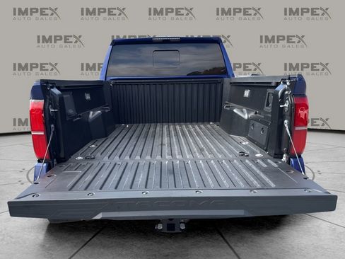 Used 2024 Toyota Tacoma TRD Sport w/ TRD Sport Upgrade Package image 28