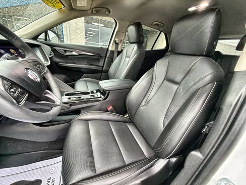 Used 2023 Buick Envision Essence AWD/4WD image 13
