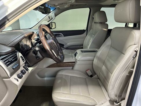 Used 2019 GMC Yukon Denali w/ Open Road Package image 13