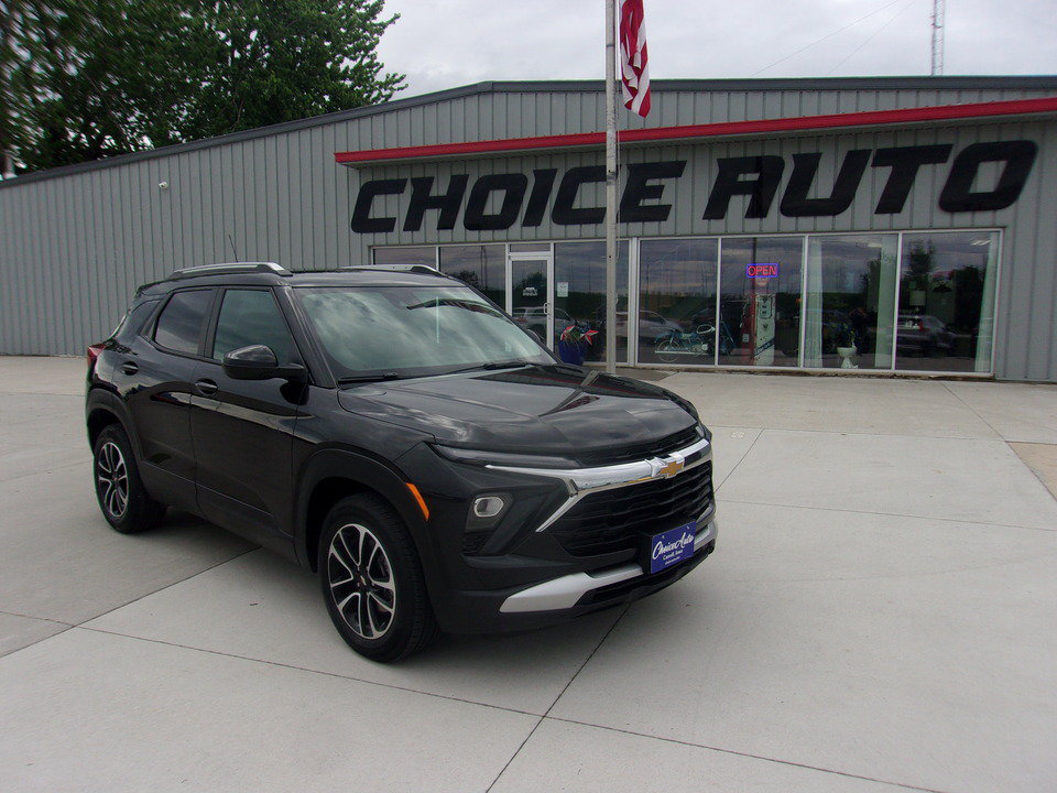 Used 2024 Chevrolet TrailBlazer LT w/ Driver Confidence Package FWD image 1