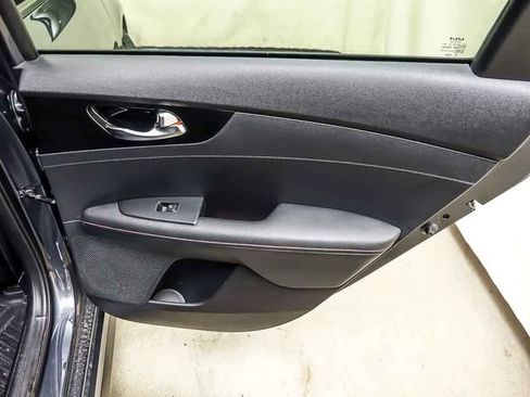 Used 2024 Kia Forte GT FWD image 25