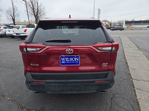 Used 2025 Toyota RAV4 XLE image 6