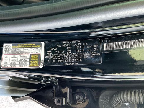 Used 2025 Kia K4 FWD image 18