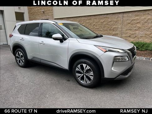 Used 2021 Nissan Rogue SV FWD image 6