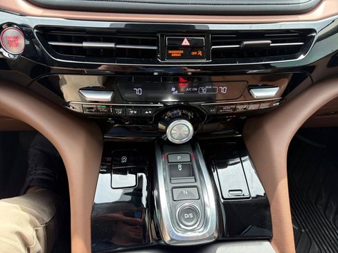 Certified 2026 Acura MDX w/ Technology Package image 17