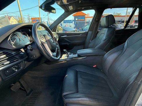 Used 2018 BMW X5 xDrive40e image 11