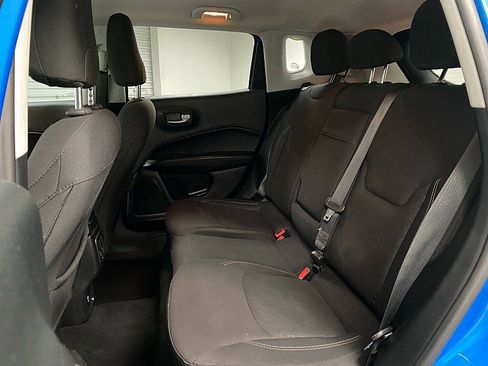 Used 2017 Jeep Compass Sport w/ Tech Group image 11
