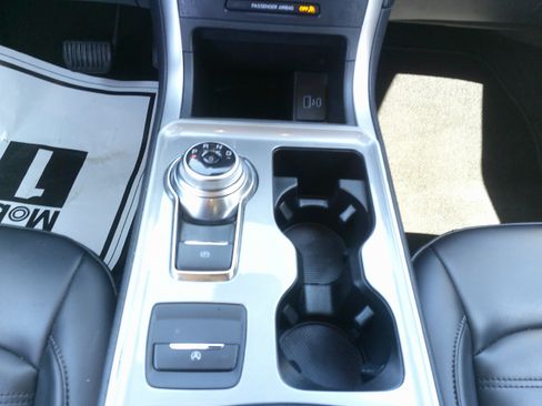 Used 2024 Ford Edge SEL AWD/4WD image 22