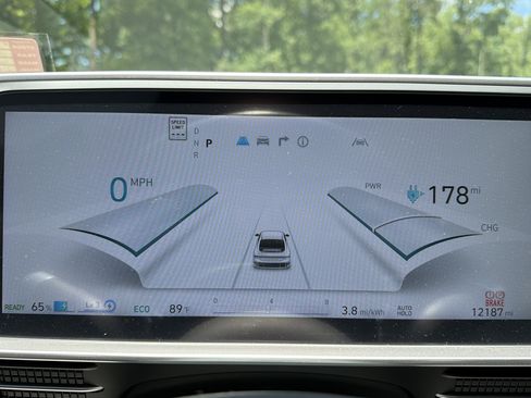 Used 2025 Hyundai Ioniq 6 SEL RWD image 13