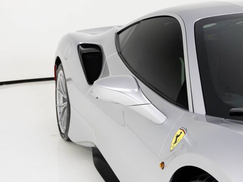 Used 2020 Ferrari 488 Pista Coupe image 54