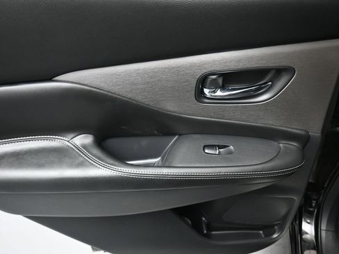 Used 2019 Nissan Murano SL w/ Cargo Package FWD image 31