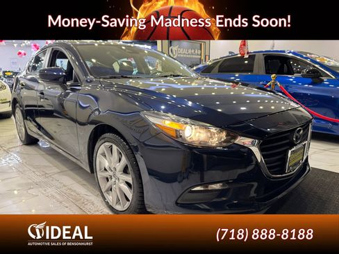 Used 2017 MAZDA MAZDA3 Touring image 1