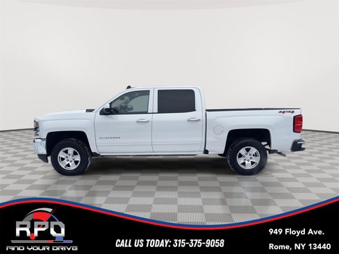 Used 2018 Chevrolet Silverado 1500 LT w/ Trailering Package image 2