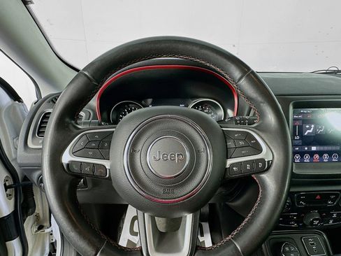 Used 2021 Jeep Compass Trailhawk AWD/4WD image 11