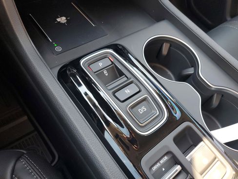 New 2025 Honda Pilot EX-L image 24