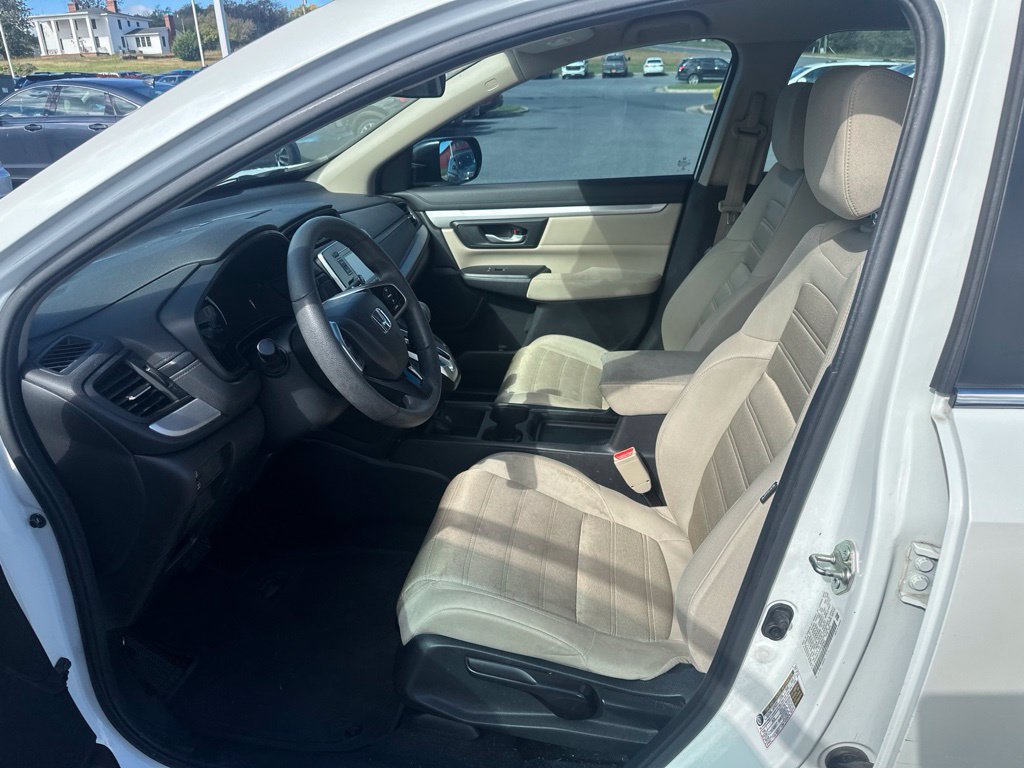 Used 2017 Honda CR-V LX image 9
