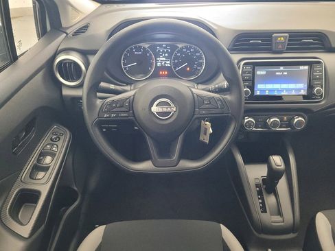 Used 2025 Nissan Versa S w/ Trunk Package image 22