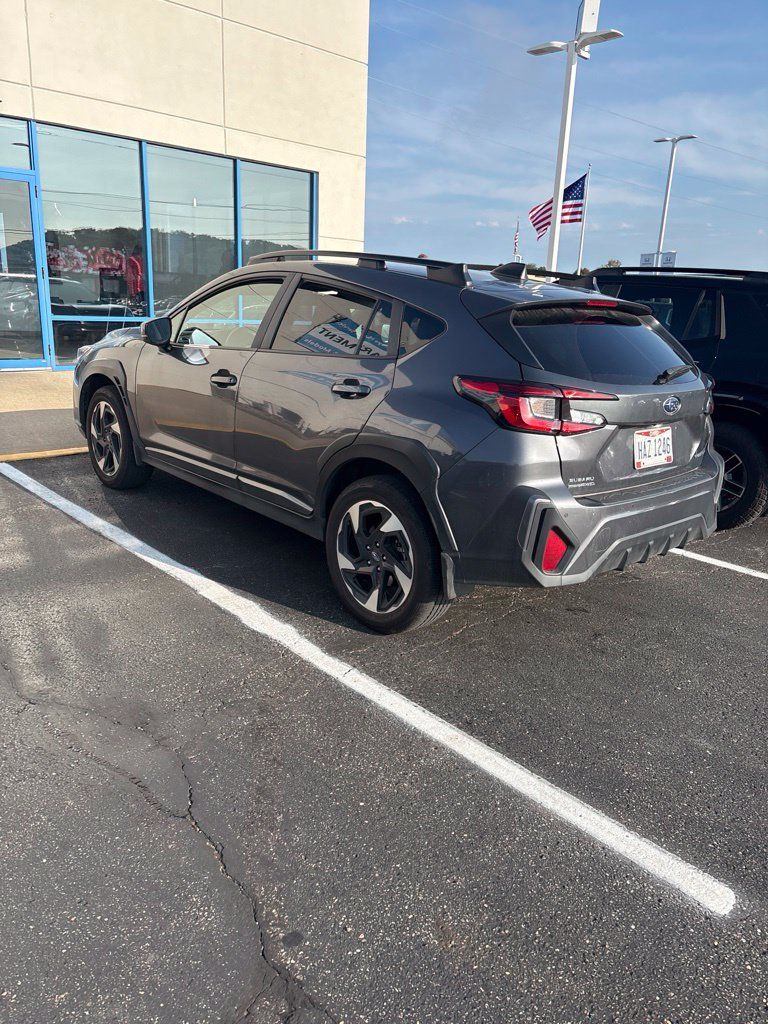 Used 2025 Subaru Crosstrek 2.5i Limited AWD/4WD image 5