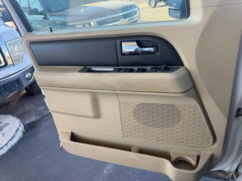 Used 2016 Ford Expedition XL image 17