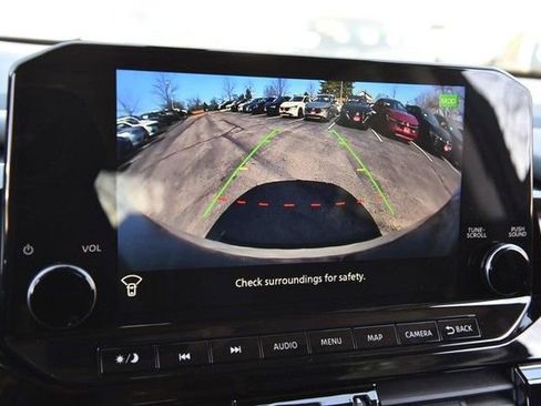 Certified 2025 Nissan Pathfinder SL w/ SL Premium Package AWD/4WD image 16