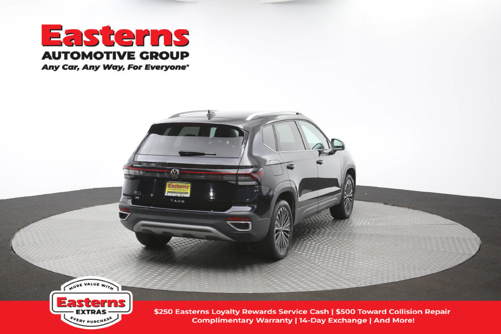 Used 2025 Volkswagen Taos SE FWD image 39