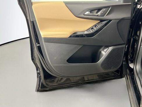 New 2026 Chevrolet Equinox ACTIV w/ Safety and Technology Package image 18