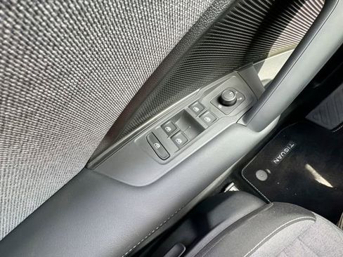 New 2025 Volkswagen Tiguan S image 13