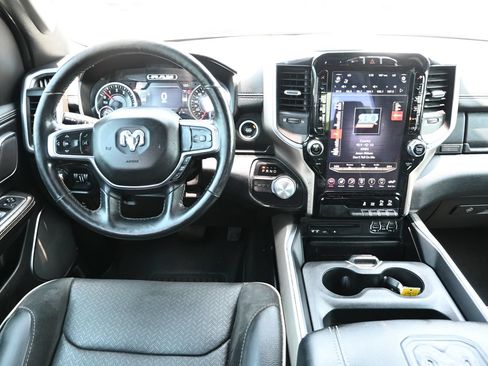 Used 2019 RAM 1500 Laramie RWD image 31