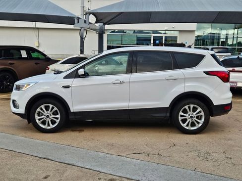 Used 2019 Ford Escape SE AWD/4WD image 9