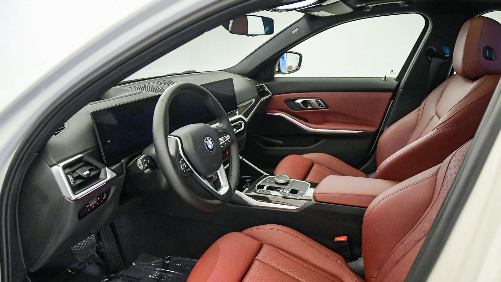 Used 2023 BMW 330i Sedan w/ Premium Package RWD image 17