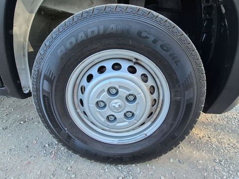 Used 2026 RAM ProMaster 2500 w/ Convenience Group FWD image 12