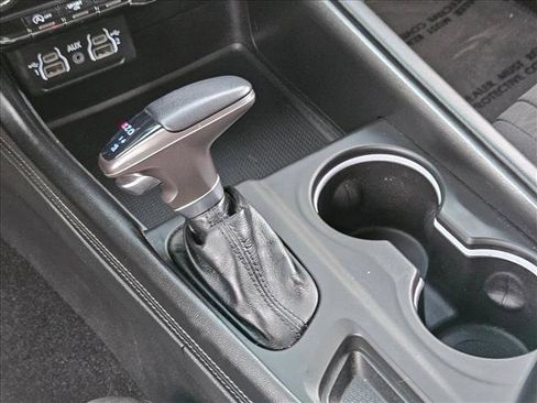 Used 2022 Dodge Durango SXT image 12