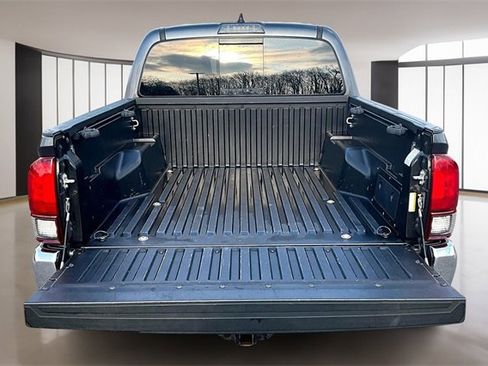 Used 2021 Toyota Tacoma SR5 image 7