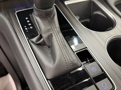 Certified 2021 Toyota Sienna Platinum image 17