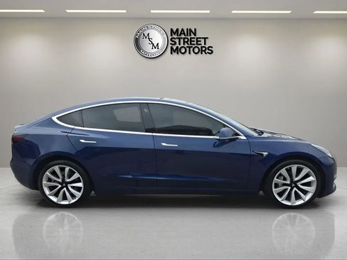 Used 2018 Tesla Model 3 Long Range image 6