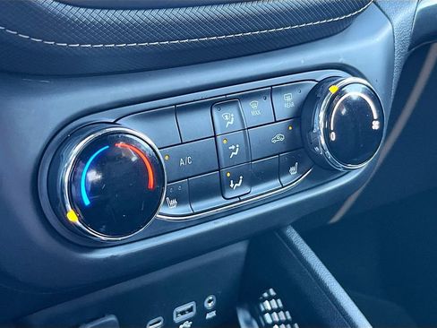 Used 2023 Chevrolet TrailBlazer ACTIV image 15