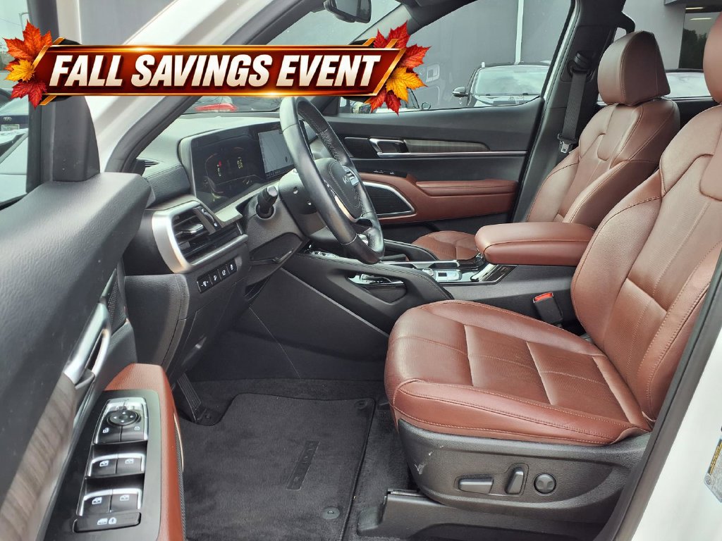 Certified 2024 Kia Telluride EX w/ EX Captain's Chair Package AWD/4WD image 11