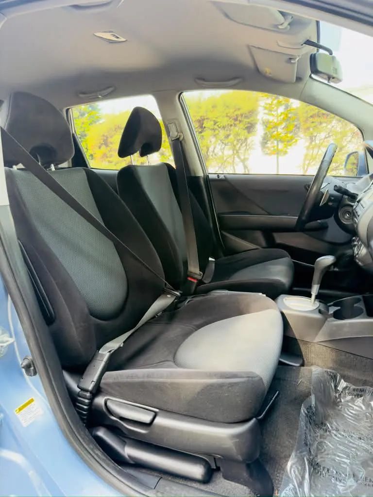 Used 2008 Honda Fit Sport image 11