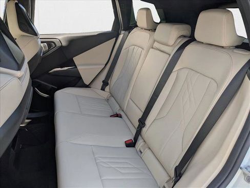 Used 2026 BMW X3 xDrive30 w/ Convenience Package image 15