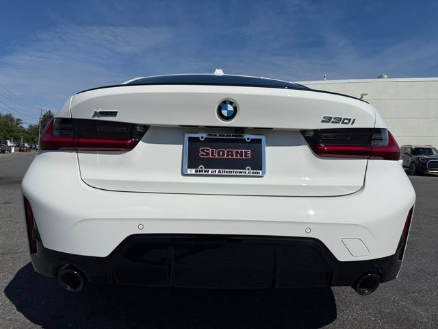 Certified 2026 BMW 330i xDrive Sedan w/ M Sport Package AWD/4WD image 26