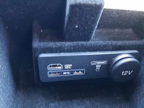 Used 2017 Land Rover Range Rover Evoque HSE Dynamic image 25