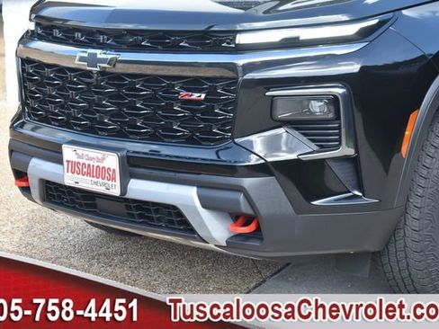 Certified 2026 Chevrolet Traverse Z71 w/ Driver Confidence Package AWD/4WD image 7