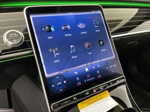 Used 2024 Mercedes-Benz S 580 4MATIC Sedan image 22