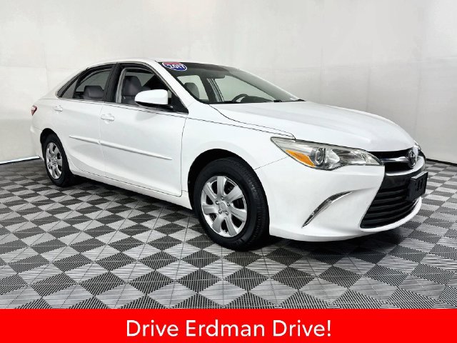 Certified 2017 Toyota Camry LE FWD image 1