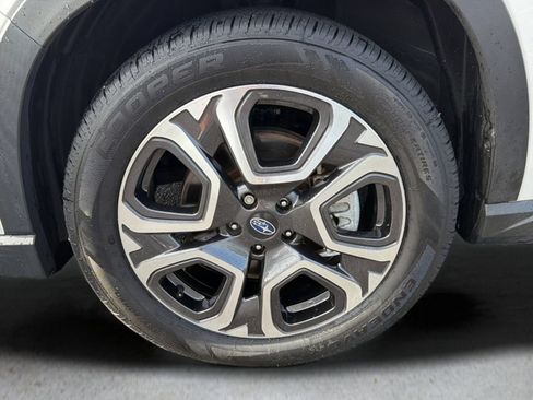 Used 2024 Subaru Ascent Touring AWD/4WD image 9