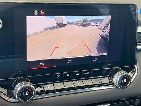 New 2026 GMC Canyon Elevation w/ Convenience Package image 9