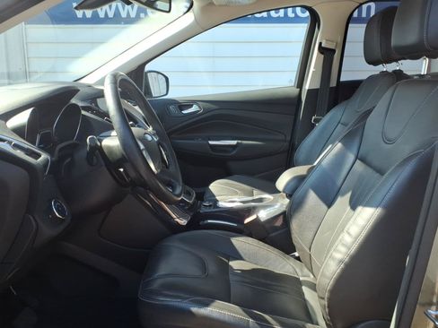 Used 2013 Ford Escape Titanium w/ Parking Technology Pkg FWD image 8