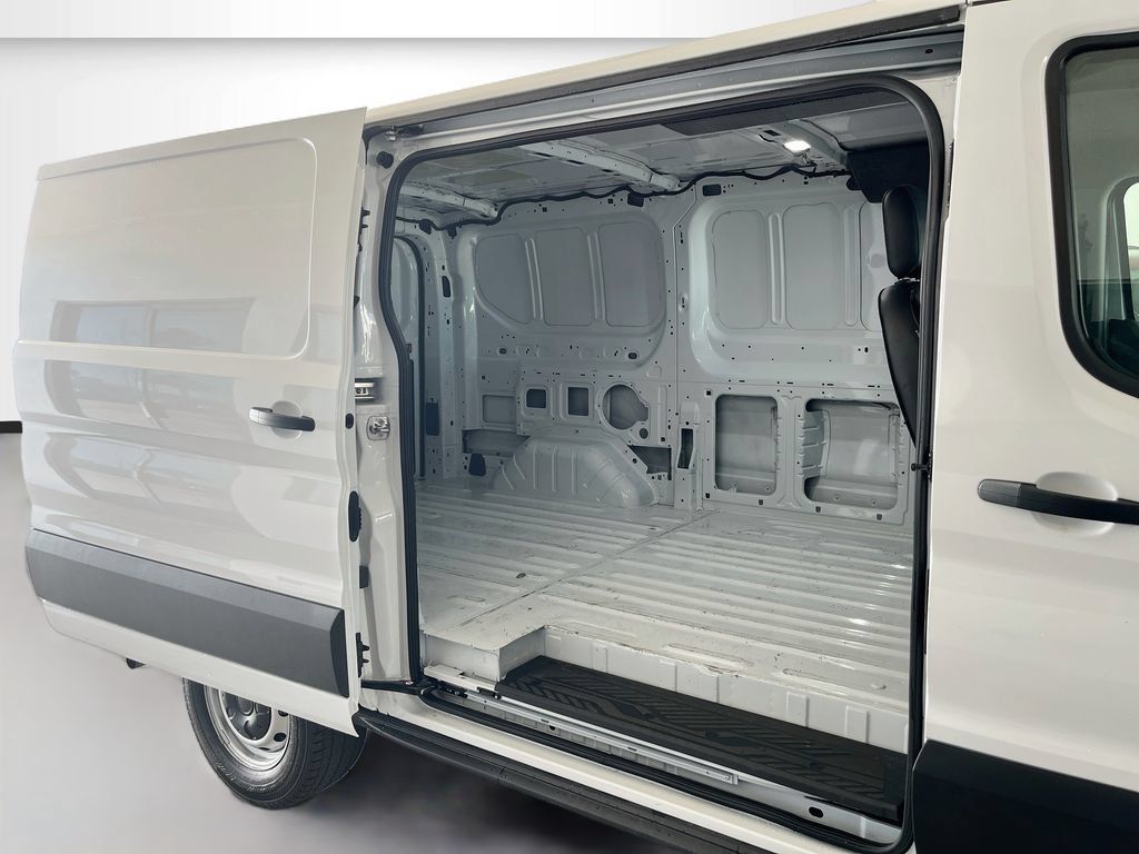 Used 2025 Ford Transit 150 Low Roof RWD image 24