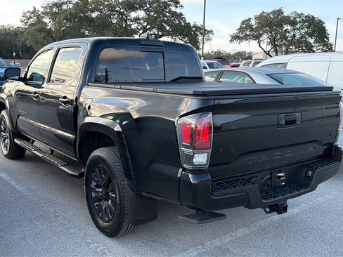Used 2023 Toyota Tacoma Limited image 4